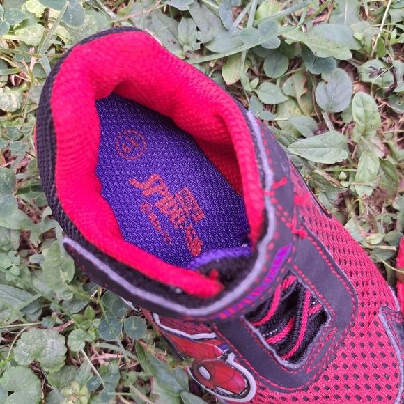 Marvel Spider-Man Toddler's Shoes - Picture 5 of 8